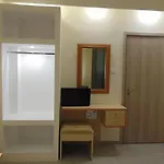 Sweetmar Guest Rooms-ground Floor Gasthof