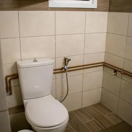 Sweetmar Guest Rooms-ground Floor