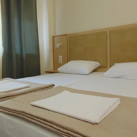 Sweetmar Guest Rooms-ground Floor 3* העיירה קוס